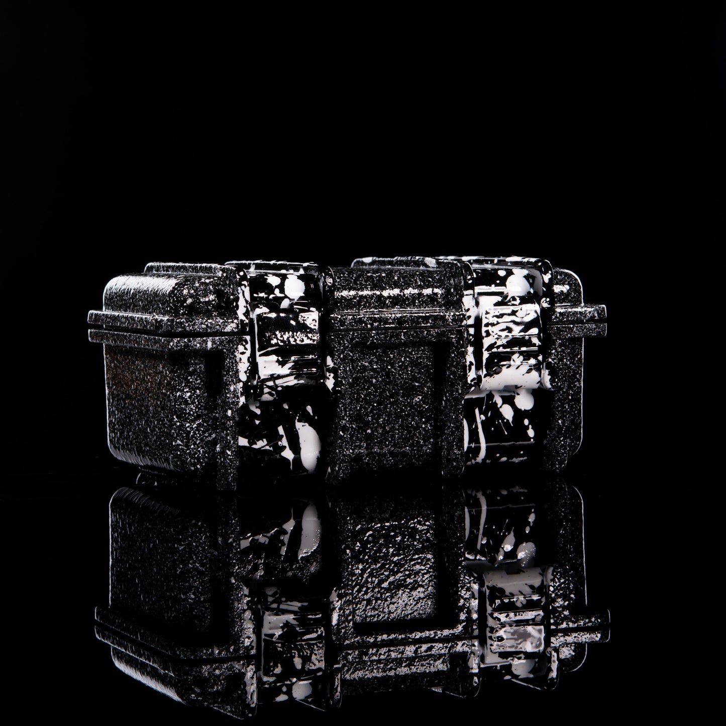 OGeeee Collab Static Noise Case